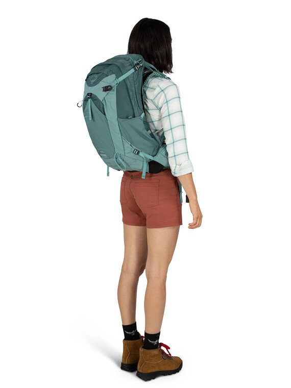 Osprey women's outlet hiking backpack