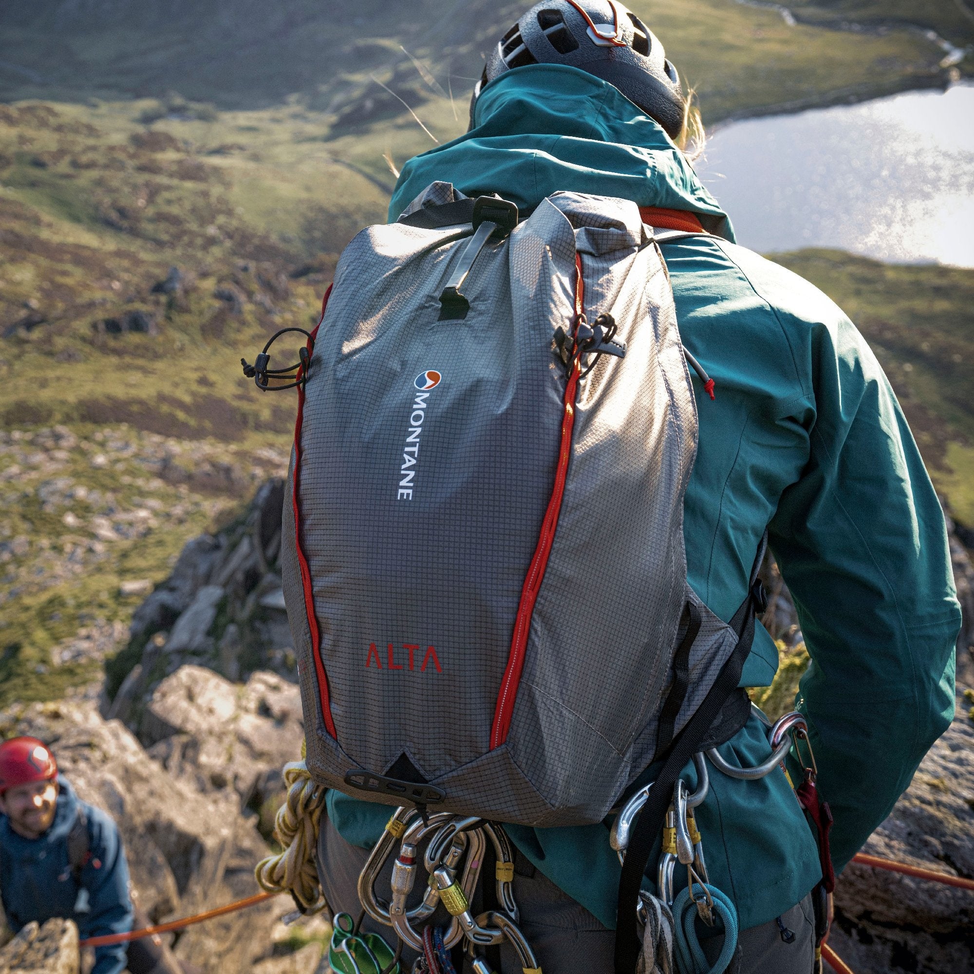 Mountaineering day pack new arrivals